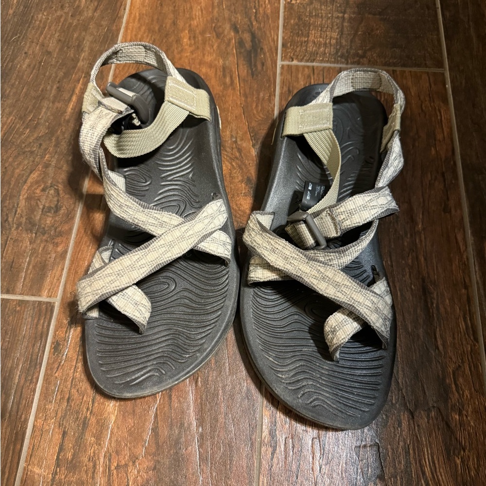 Chaco’s Women’s Sandals, Z/Volv 2, Color Swell Nickel, Size 9 - Picture 6 of 6